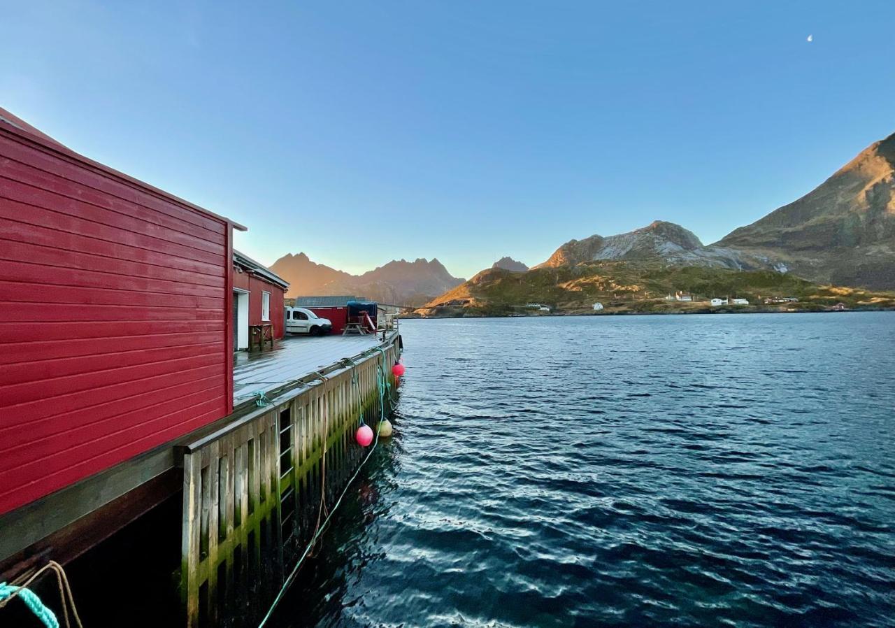 Fishermans Rorbu 2 - Lofoten รัมบาร์ก ภายนอก รูปภาพ