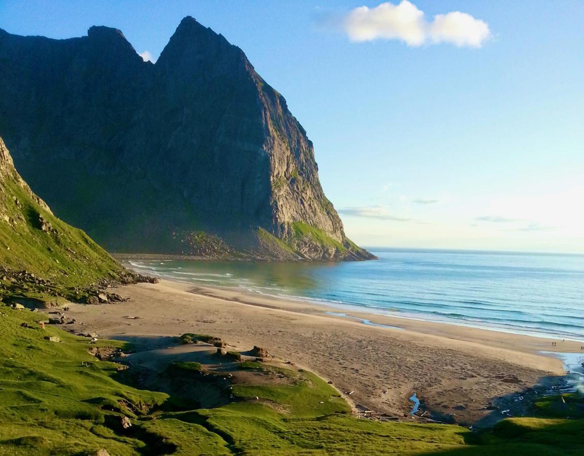 Fishermans Rorbu 2 - Lofoten รัมบาร์ก ภายนอก รูปภาพ