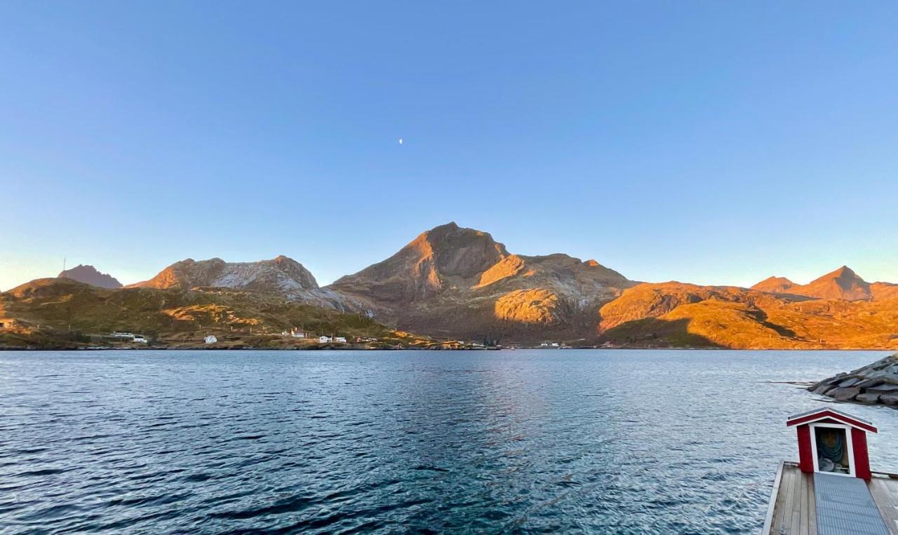 Fishermans Rorbu 2 - Lofoten รัมบาร์ก ภายนอก รูปภาพ